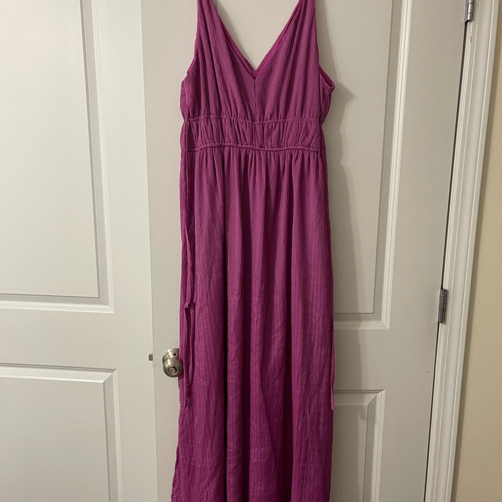V-Neck Maxi Dress in Purple L